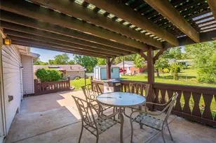 5032 Kempf Dr, Saint Louis, MO 63128 - Photo 26