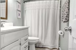 9155 N Swan Cir, Saint Louis, MO 63144 - Photo 14