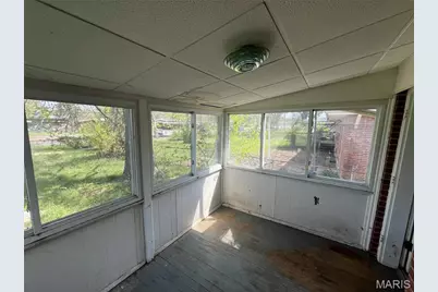 324 Gage Drive, Ferguson, MO 63135 - Photo 16