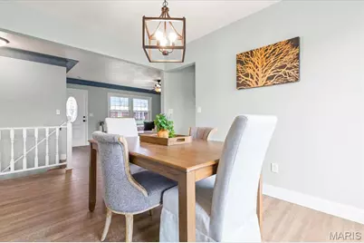 908 Crescent Drive, Saint Charles, MO 63301 - Photo 10