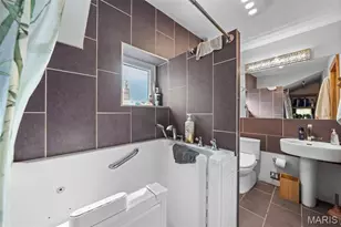 5221 S Broadway, Saint Louis, MO 63111 - Photo 22