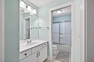 462 Hickory Trace Dr, Saint Albans, MO 63073 - Photo 34