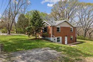 2617 Rosemary Ln, High Ridge, MO 63049 - Photo 2