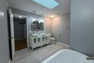 1944 Pepperrell Dr, Saint Louis, MO 63146 - Photo 20