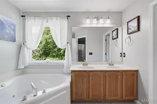 1098 Reddington Timbers Dr, Saint Charles, MO 63304 - Photo 24