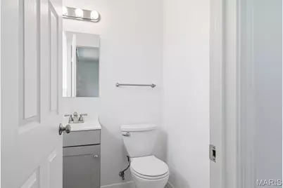 11945 Longmont Drive, Maryland Heights, MO 63043 - Photo 16