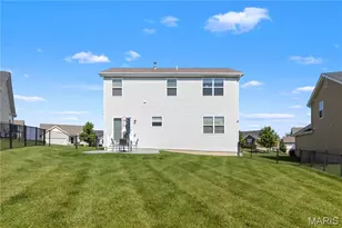 10 Hidden Bluffs Dr, Lake Saint Louis, MO 63367 - Photo 26