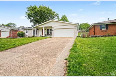 10179 Buffton Drive, Saint Louis, MO 63123 - Photo 4