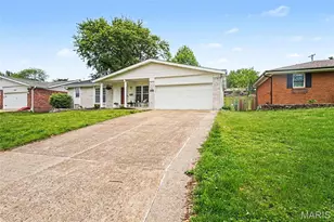 10179 Buffton Dr, Saint Louis, MO 63123 - Photo 4