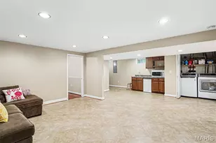 10179 Buffton Dr, Saint Louis, MO 63123 - Photo 24