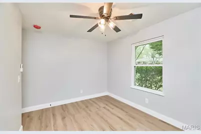 1329 S Wheaton Drive, Saint Charles, MO 63301 - Photo 24