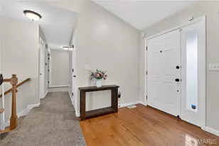 18 Locust Hills Ct, O'Fallon, MO 63366 - Photo 4