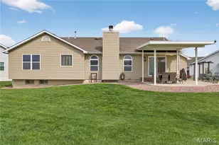 18 Locust Hills Ct, O'Fallon, MO 63366 - Photo 38