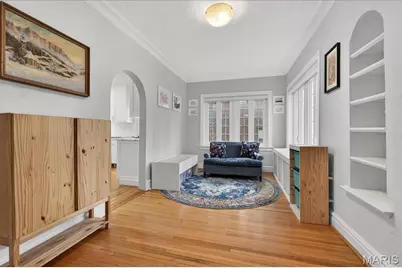 7487 Kingsbury Boulevard, University City, MO 63130 - Photo 4