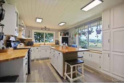 31337 Hudson Road, Lebanon, MO 65536 - Photo 20