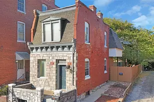 923 Withnell Ave, Saint Louis, MO 63118 - Photo 2