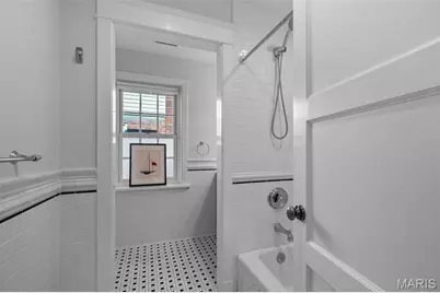 8105 Kingsbury Boulevard, Clayton, MO 63105 - Photo 24