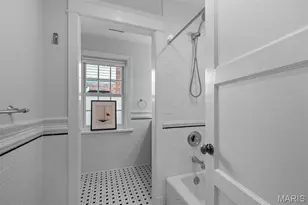 8105 Kingsbury Blvd, Clayton, MO 63105 - Photo 24