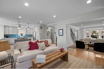 8105 Kingsbury Boulevard, Clayton, MO 63105 - Photo 10