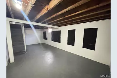 10300 Ross Circle, Saint Louis, MO 63137 - Photo 14