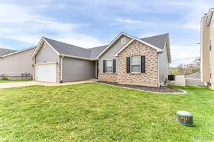 112 Trailing Oak Ct, Imperial, MO 63052 - Photo 4