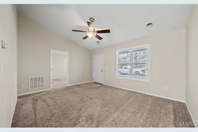 913 N First Street, Shelbyville, MO 65565 - Photo 8