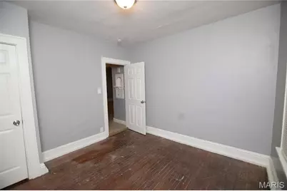 5712 Floy Avenue, Saint Louis, MO 63136 - Photo 8