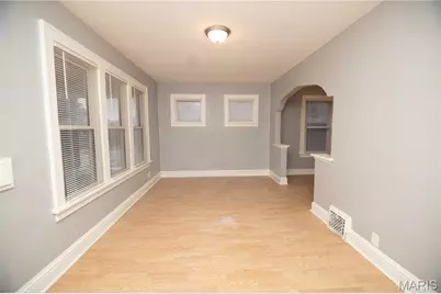 5712 Floy Avenue, Saint Louis, MO 63136 - Photo 2