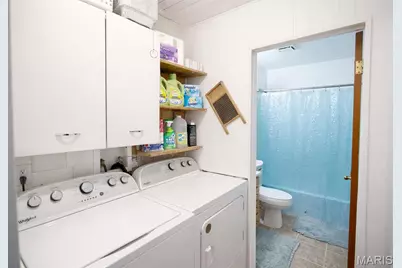 404 Colby Street, Bourbon, MO 65441 - Photo 8