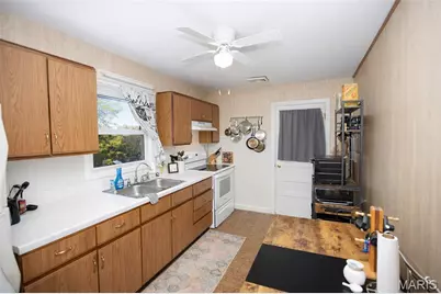 404 Colby Street, Bourbon, MO 65441 - Photo 16