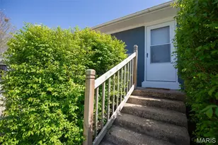 404 Colby St, Bourbon, MO 65441 - Photo 4