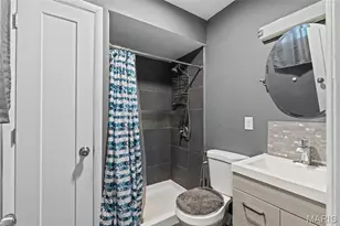 1198 Soria St, Saint Louis, MO 63138 - Photo 12