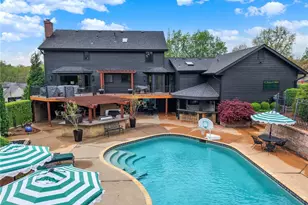 1586 Mason Knoll Rd, Town and Country, MO 63131 - Photo 56