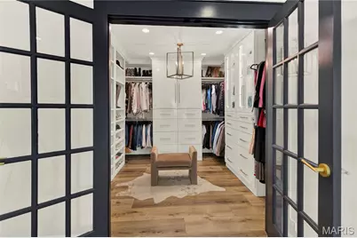 1586 Mason Knoll Road, Town and Country, MO 63131 - Photo 30