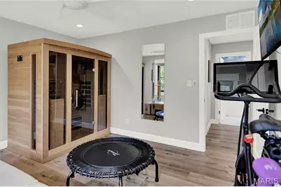 1586 Mason Knoll Road, Town and Country, MO 63131 - Photo 36