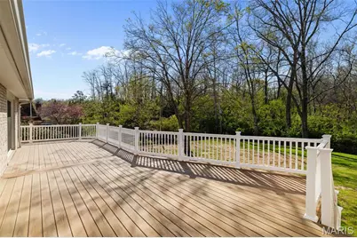 141 Greentrails Drive, Chesterfield, MO 63017 - Photo 16