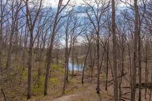 357 Seebrook Lake Dr, Innsbrook, MO 63390 - Photo 2