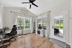 321 Red Wing Ct, Troy, MO 63379 - Photo 12