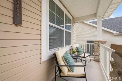 357 Magoffin Trails Court, Saint Louis, MO 63129 - Photo 8