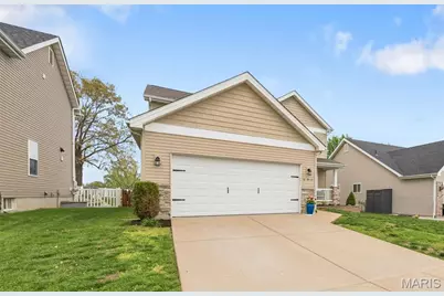 357 Magoffin Trails Court, Saint Louis, MO 63129 - Photo 10