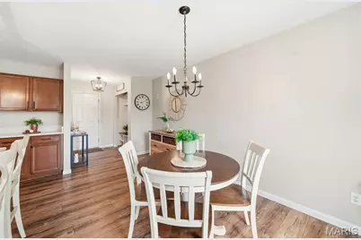 357 Magoffin Trails Court, Saint Louis, MO 63129 - Photo 32