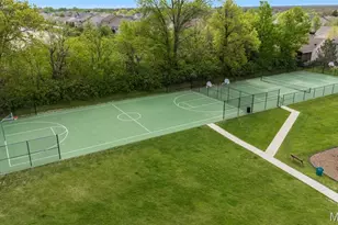 638 Country Village Dr, O'Fallon, MO 63367 - Photo 38