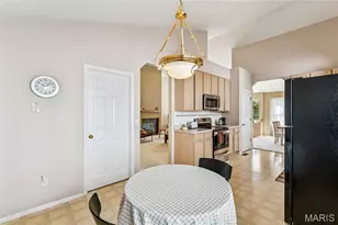 17355 Hilltop Ridge Dr, Eureka, MO 63025 - Photo 10