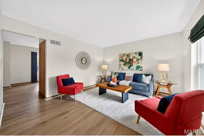 2813 Caroline Street, Saint Louis, MO 63104 - Photo 2