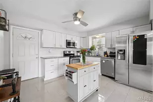 7915 Elton St, Saint Louis, MO 63123 - Photo 4