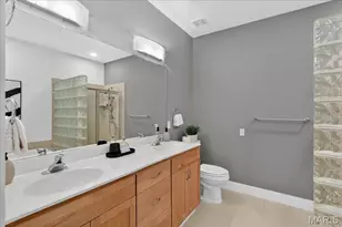 6340 Clayton Rd, Richmond Heights, MO 63117 - Photo 32