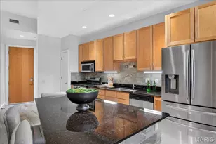 6340 Clayton Rd, Richmond Heights, MO 63117 - Photo 8