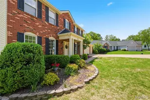 16112 Ridgewoods Mnr Cir, Ellisville, MO 63038 - Photo 6