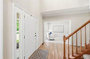 16112 Ridgewoods Mnr Cir, Ellisville, MO 63038 - Photo 10