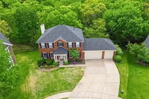 16112 Ridgewoods Mnr Cir, Ellisville, MO 63038 - Photo 4